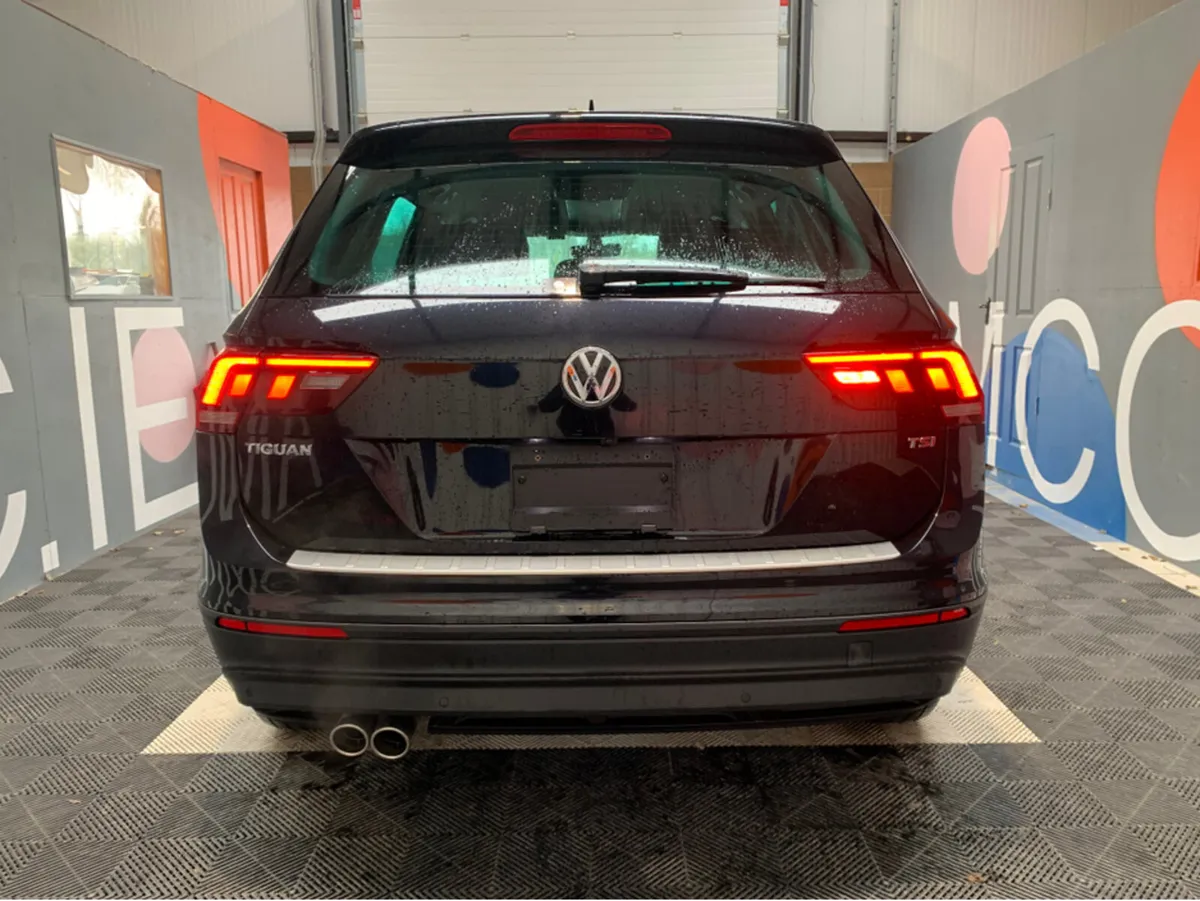 Volkswagen Tiguan Tiguan Automatic 1.4 TSI Comfort - Image 4