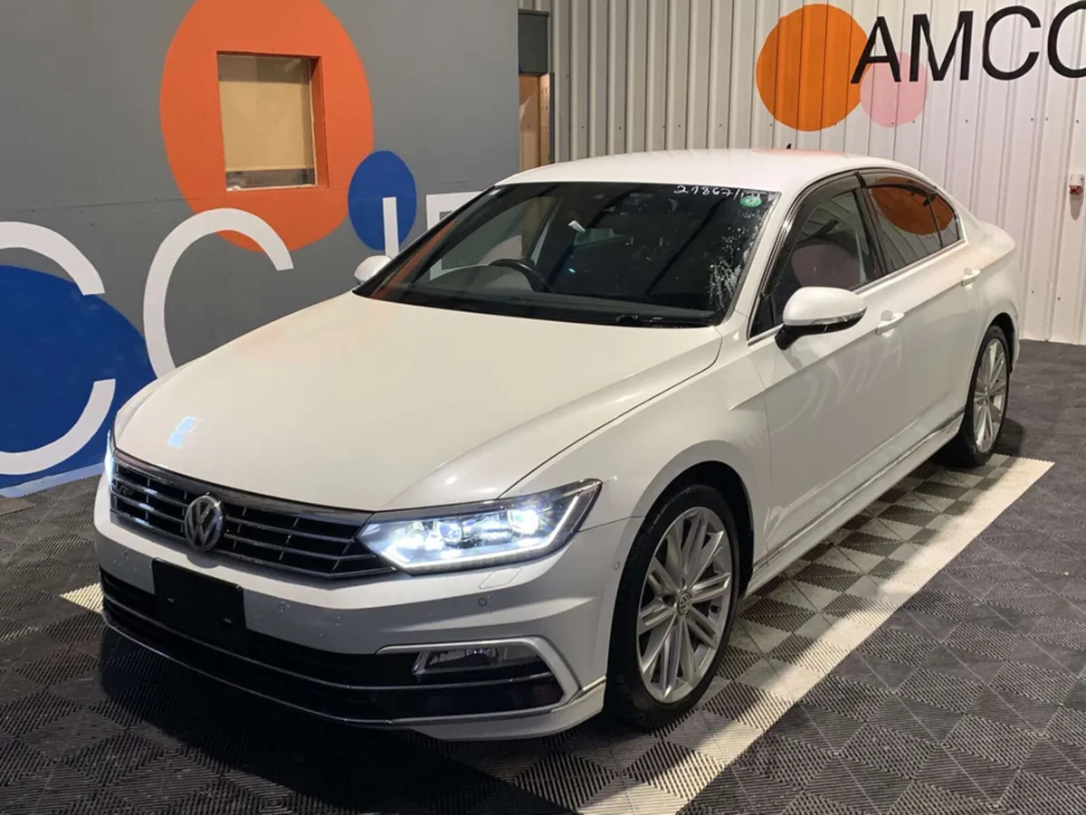 Volkswagen Passat VW Passat 2.0 TSI R-Line Automat - Image 3