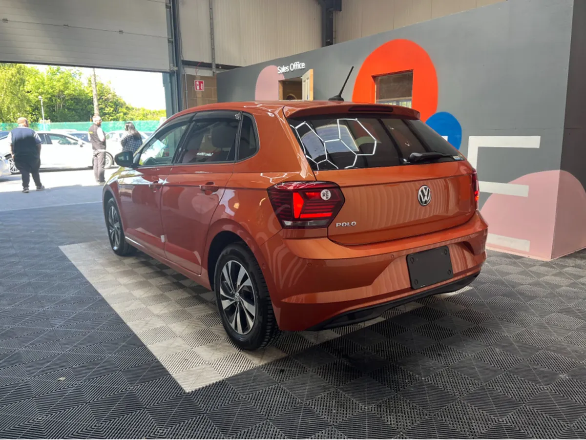 Volkswagen Polo Polo Automatic 1.0 TSI COMFORT LIN - Image 4