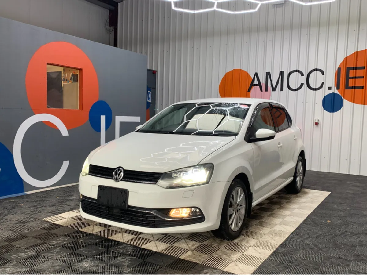 Volkswagen Polo TSI COMFORT LINE / 71k KMs / Rever - Image 3