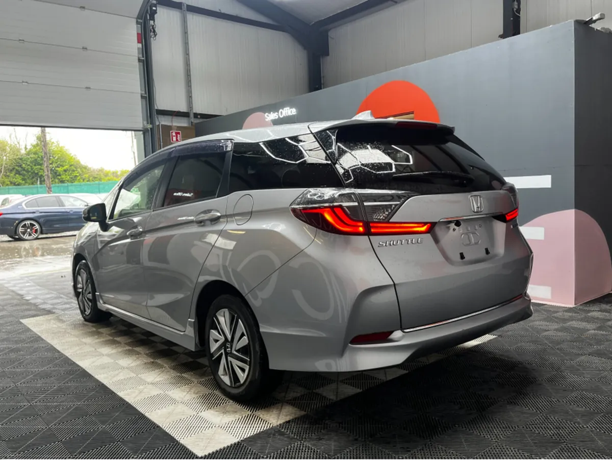 Honda Shuttle 1.5 HYBRID / 62k KMs / Adaptive Crui - Image 4