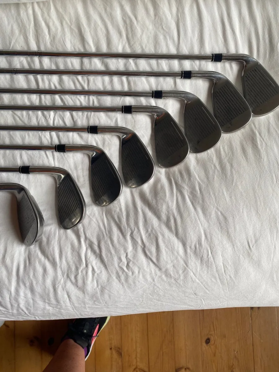 Taylor Made Burner 09 Irons 4 to SW - Image 3