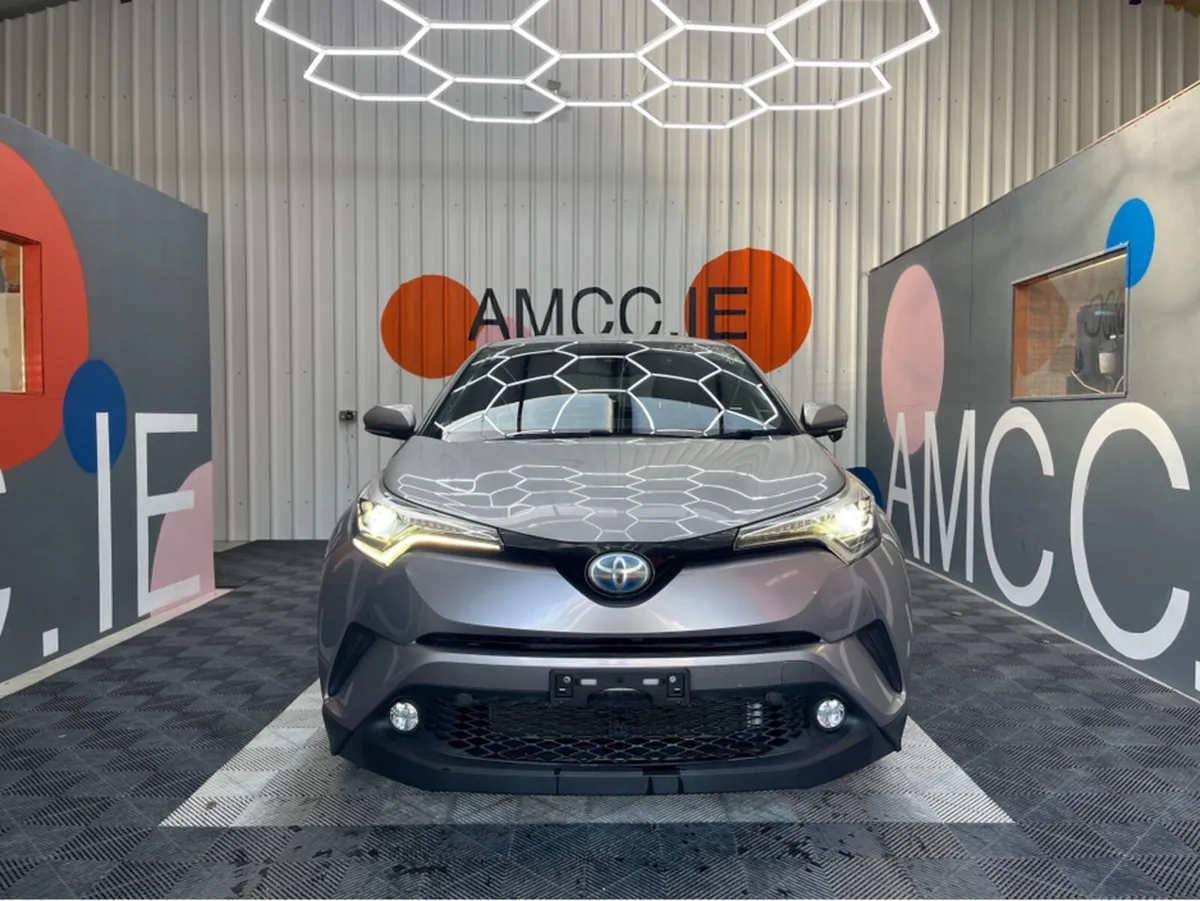 Toyota C-HR ONLY €19950 C-HR 1.8 HYRBID / 99k KMs - Image 2