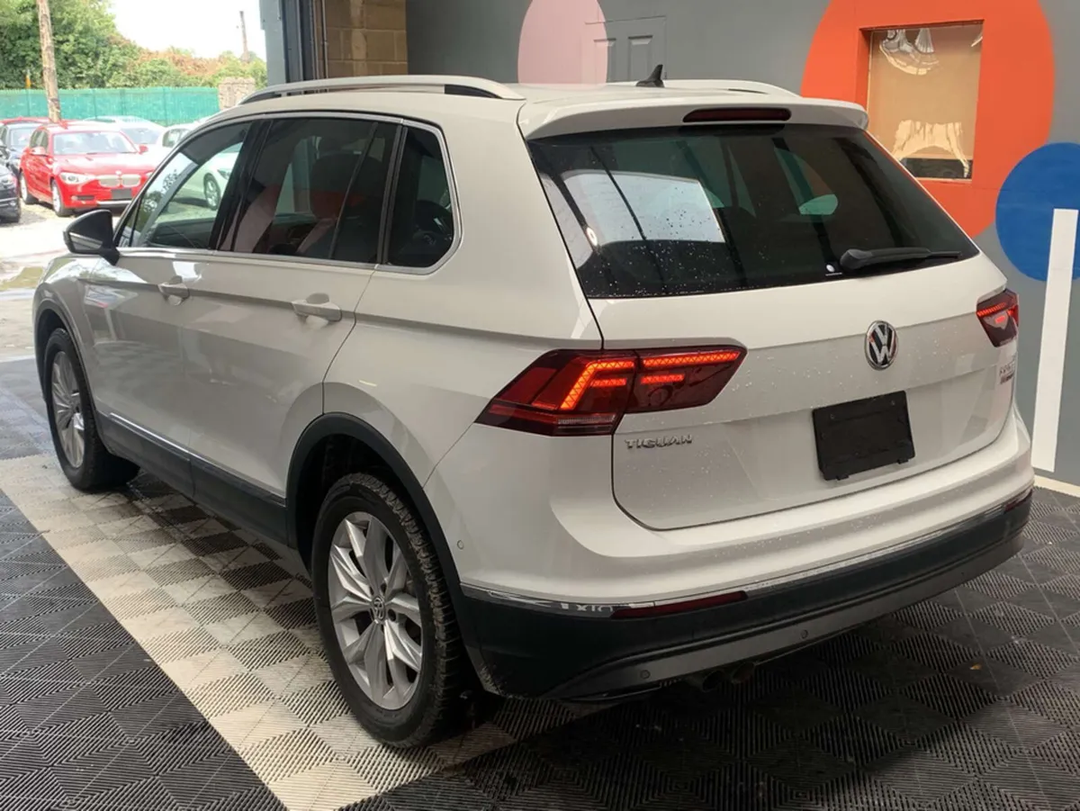 Volkswagen Tiguan TDI 4Motion High Line/55k KMS/He - Image 4