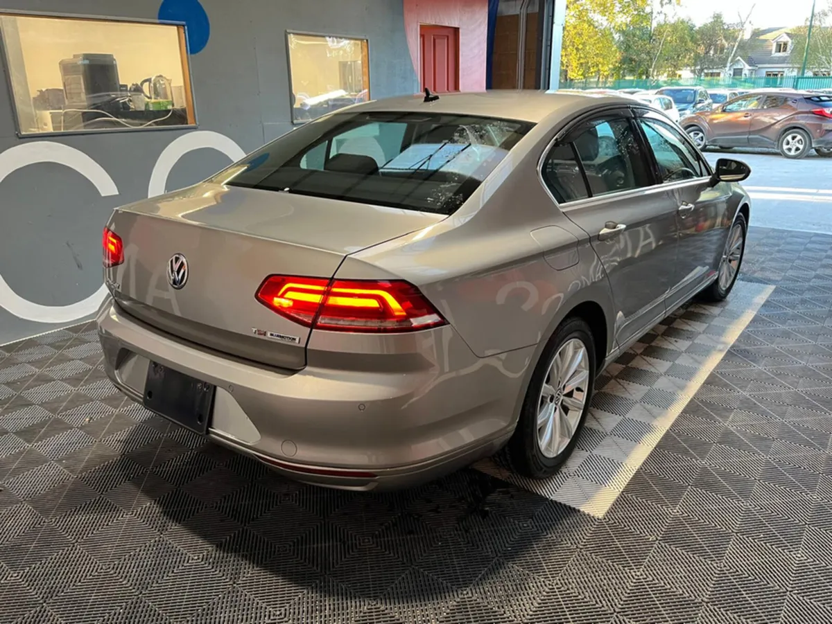 Volkswagen Passat VW Passat Automatic 1.4 Petrol / - Image 2