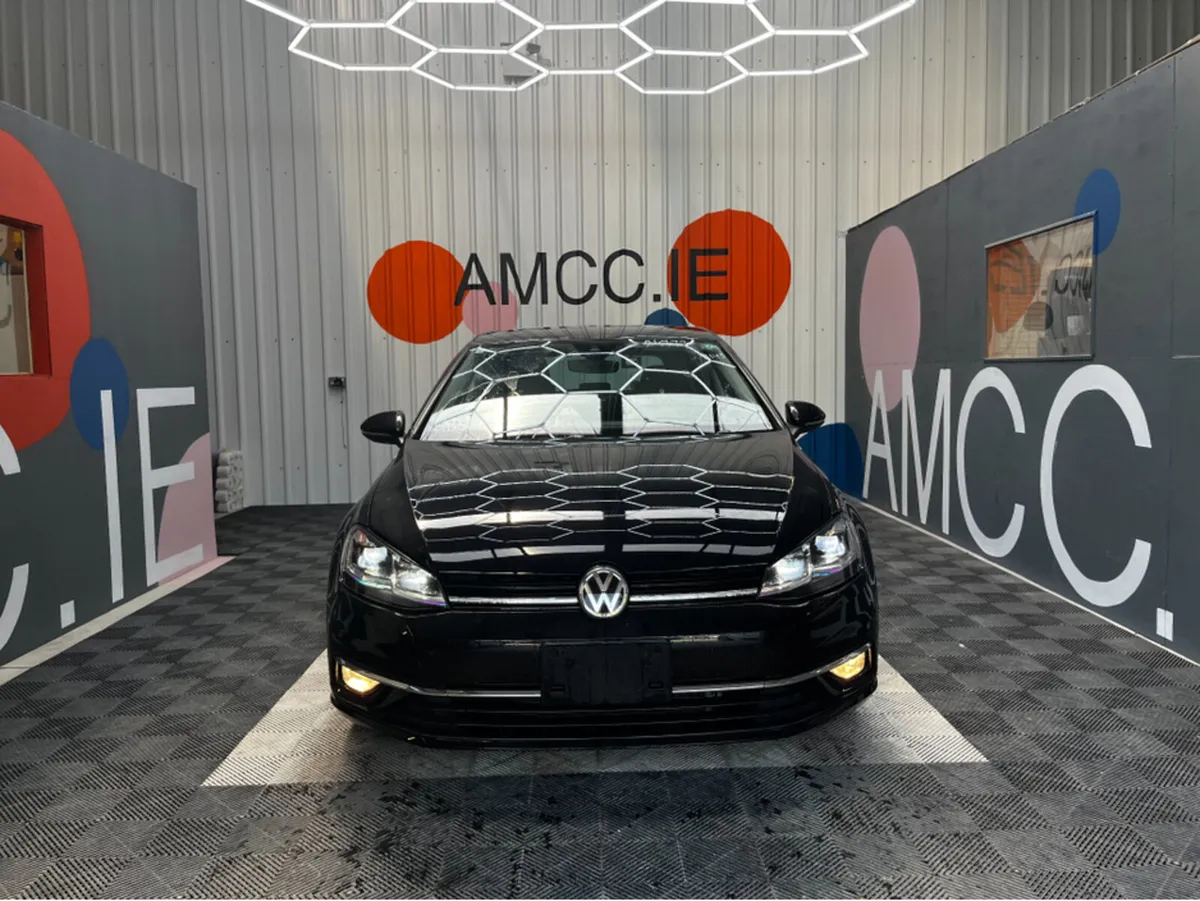 Volkswagen Golf TSI HIGH LINE / 71 k KMs / REVERSE - Image 3