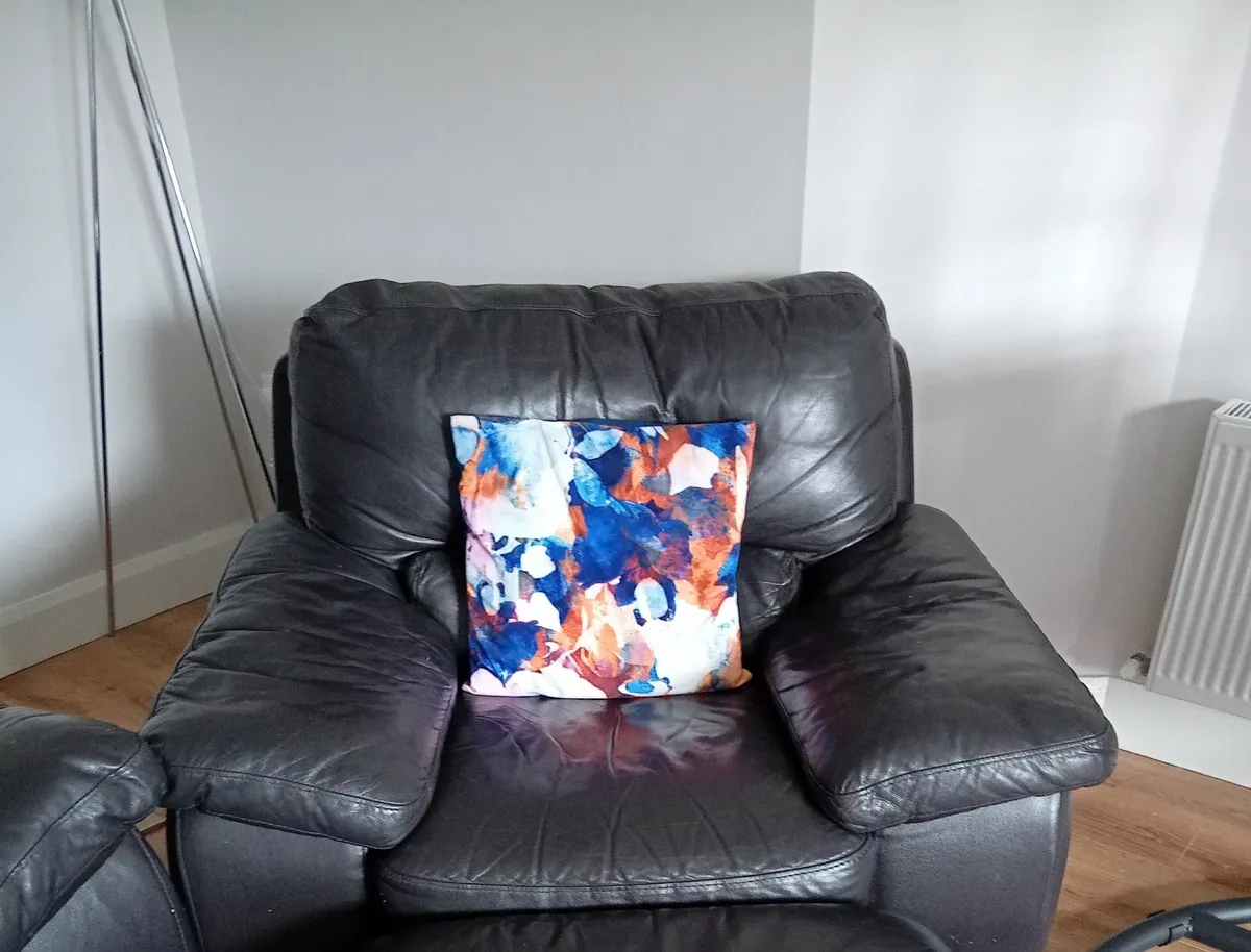 Large  brown  Couch  & armchair & - Image 2
