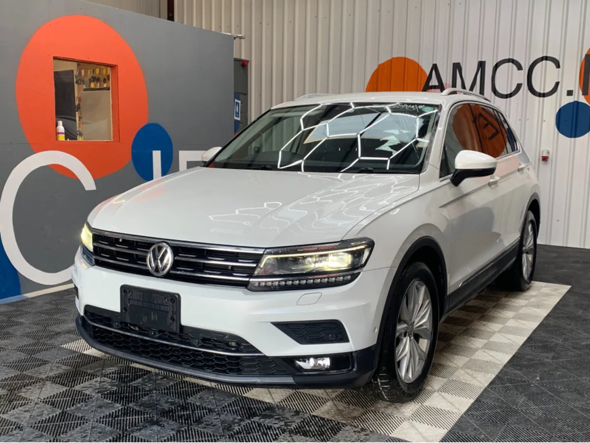Volkswagen Tiguan TSI HIGH LINE / 70k KMs / Front - Image 3