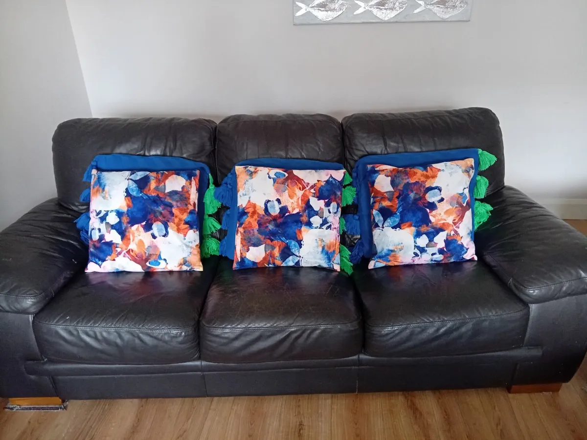 Large  brown  Couch  & armchair & - Image 4