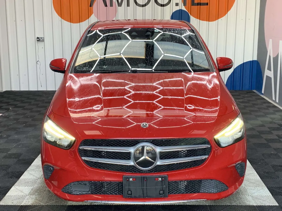 Mercedes-Benz B-Class Mercedes B180 1.3 Automatic - Image 2