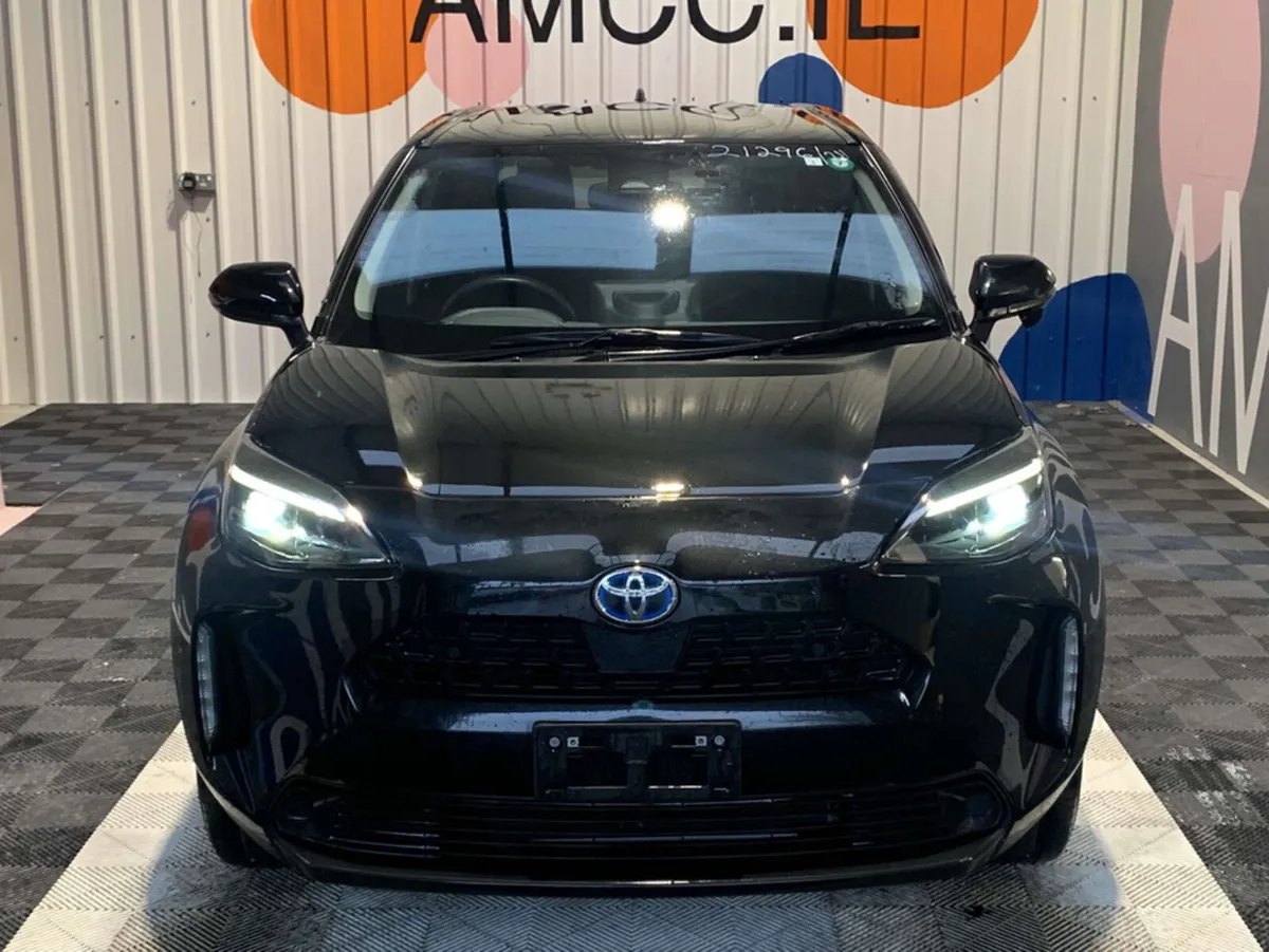 Toyota Yaris Cross MAY SALE ONLY €24950! Toyota Ya - Image 2