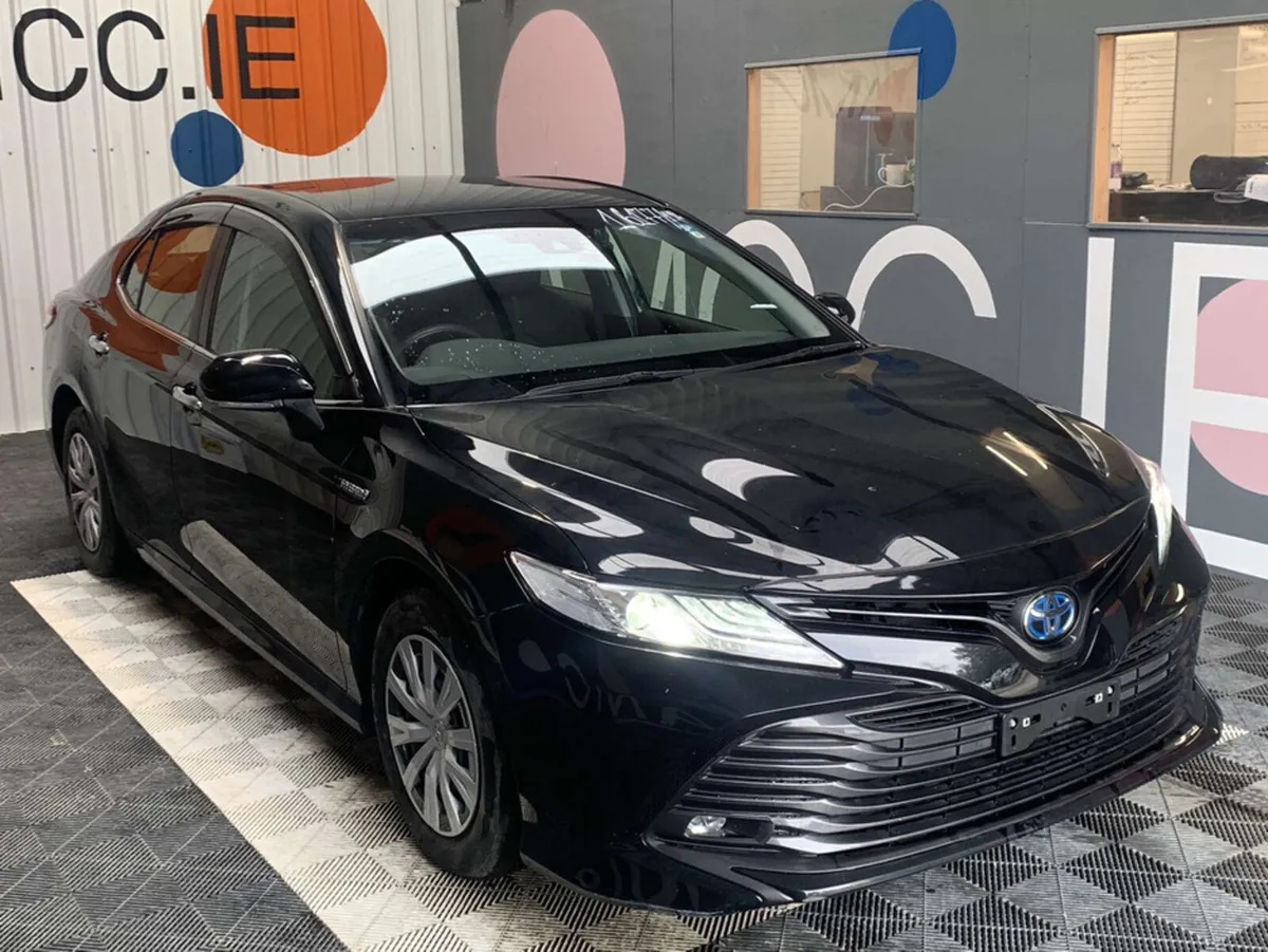 Toyota Camry Toyota Camry 2.5 Hybrid /29k KMs / Re - Image 1