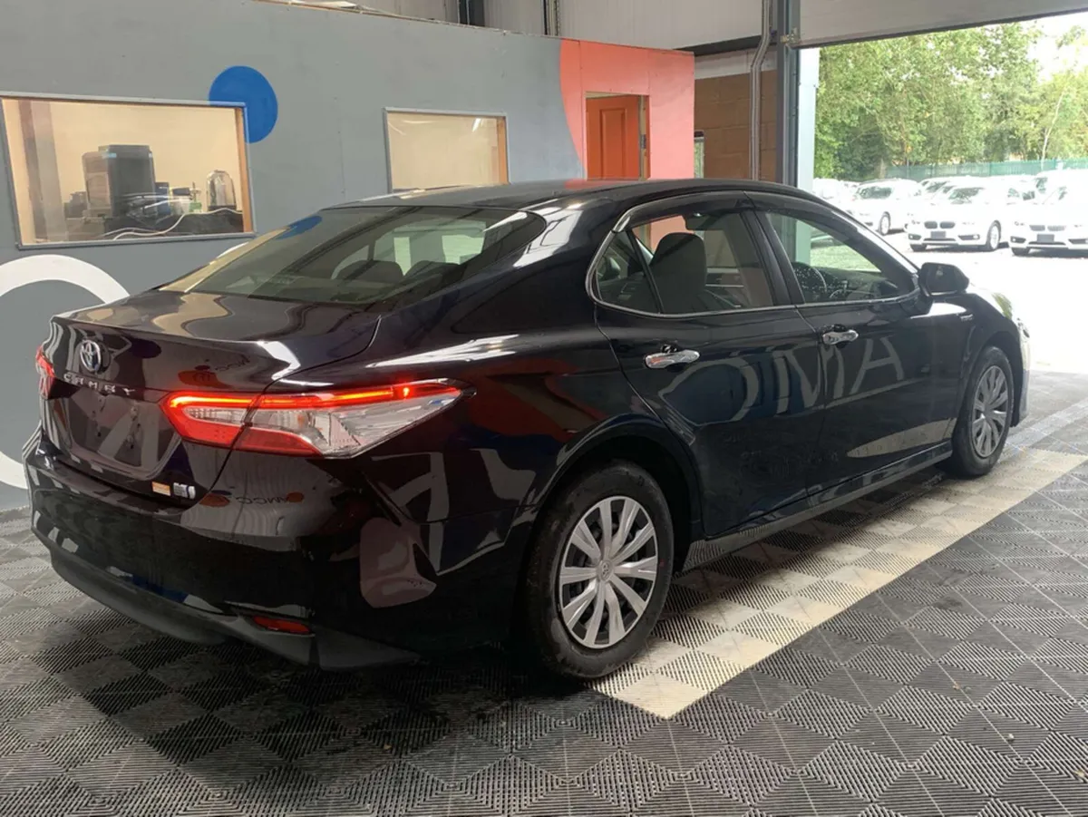 Toyota Camry Toyota Camry 2.5 Hybrid /29k KMs / Re - Image 4