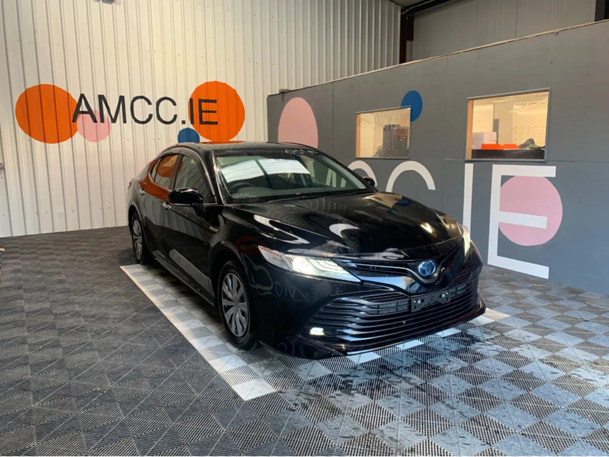 Toyota Camry ONLY €19,950 Camry 2.5 Hybrid / Rever - Image 1