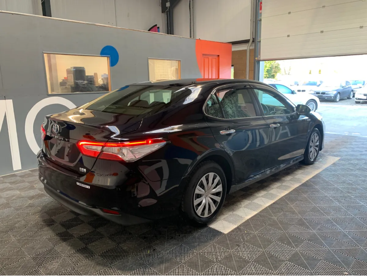 Toyota Camry ONLY €19,950 Camry 2.5 Hybrid / Rever - Image 4