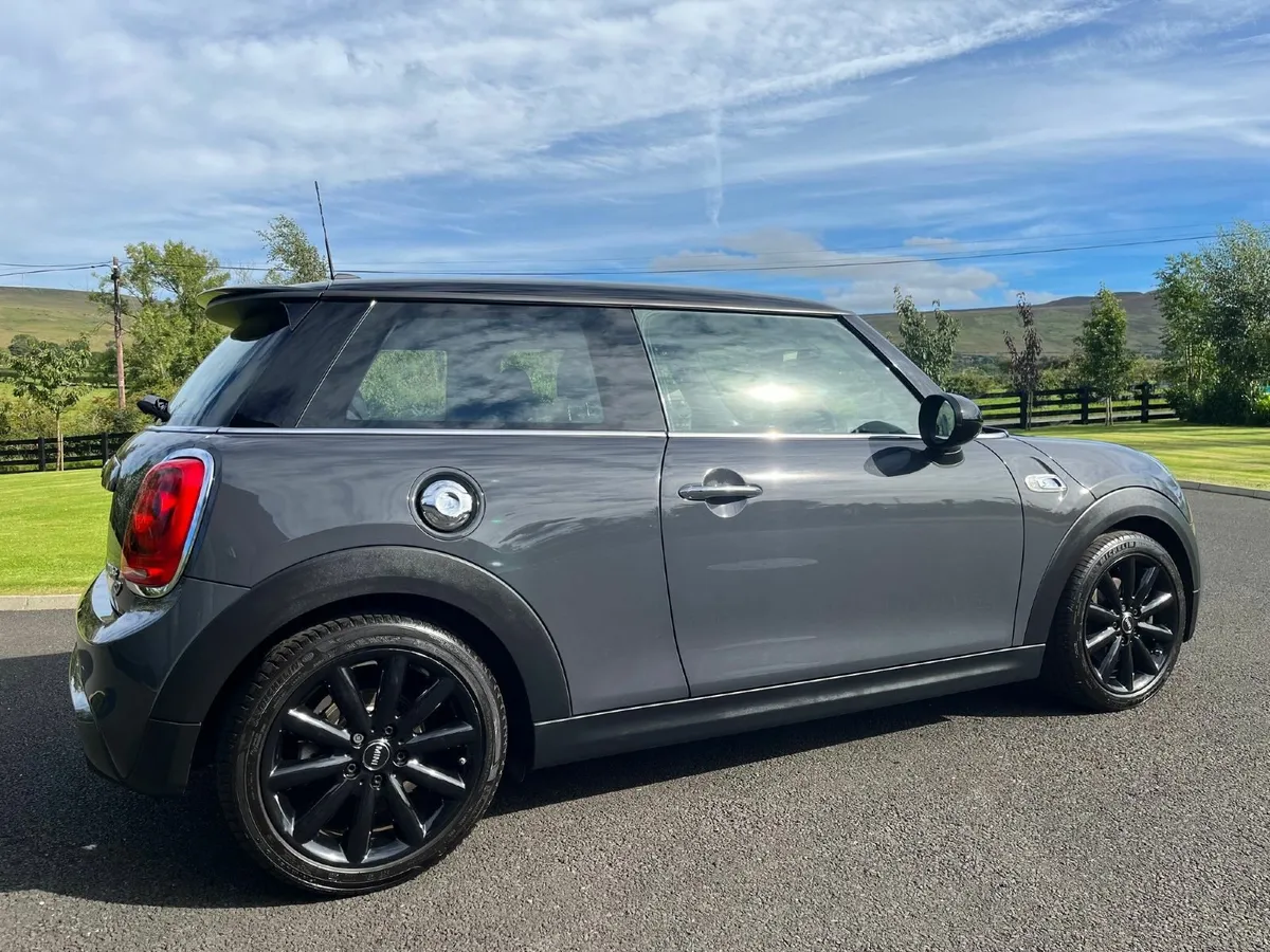 2017 Mini Cooper 2.0 SD (Only £20 Road Tax) - Image 2