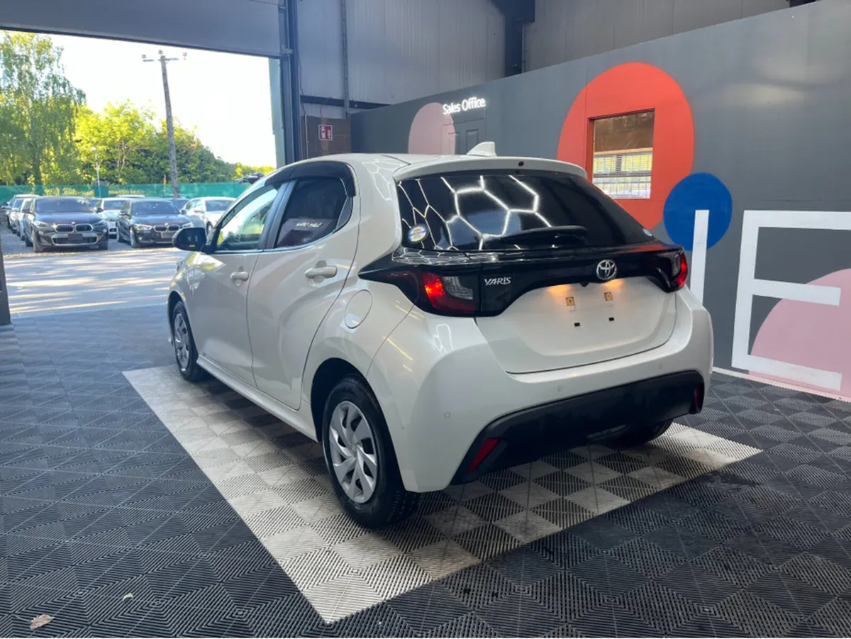 Toyota Yaris YARIS AUTOMATIC 1.0 PETROL / 84k KMs - Image 4