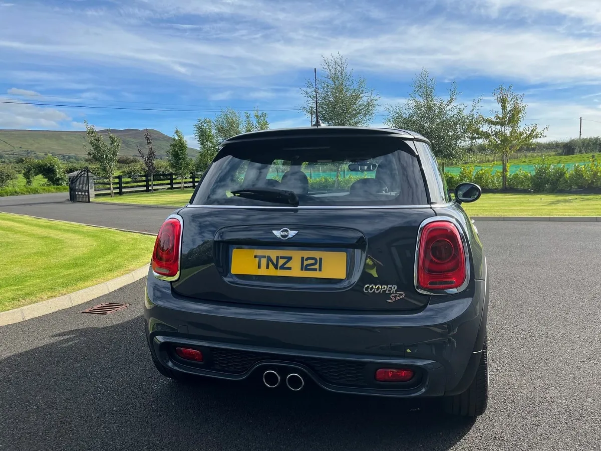 2017 Mini Cooper 2.0 SD (Only £20 Road Tax) - Image 3
