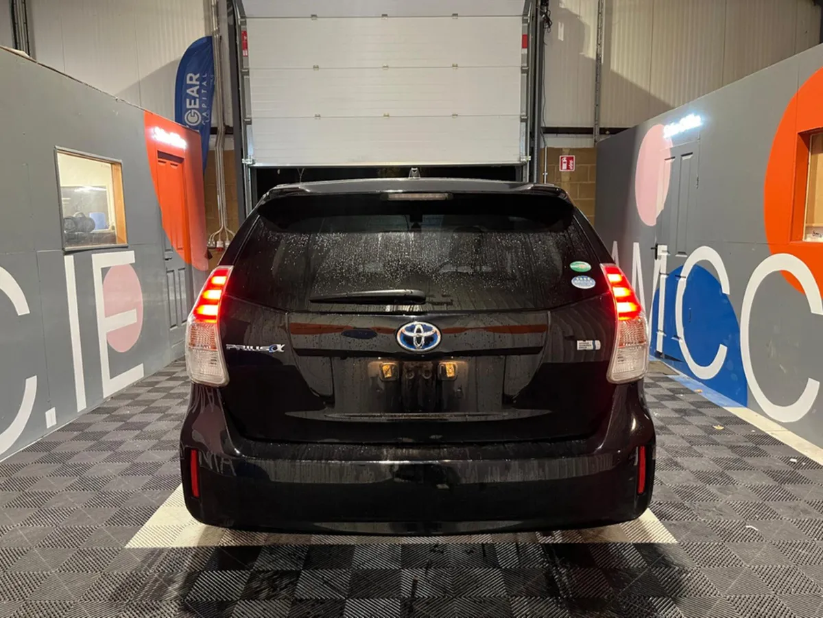 Toyota Prius Prius Alpha Automatic 7 Seater - Self - Image 3