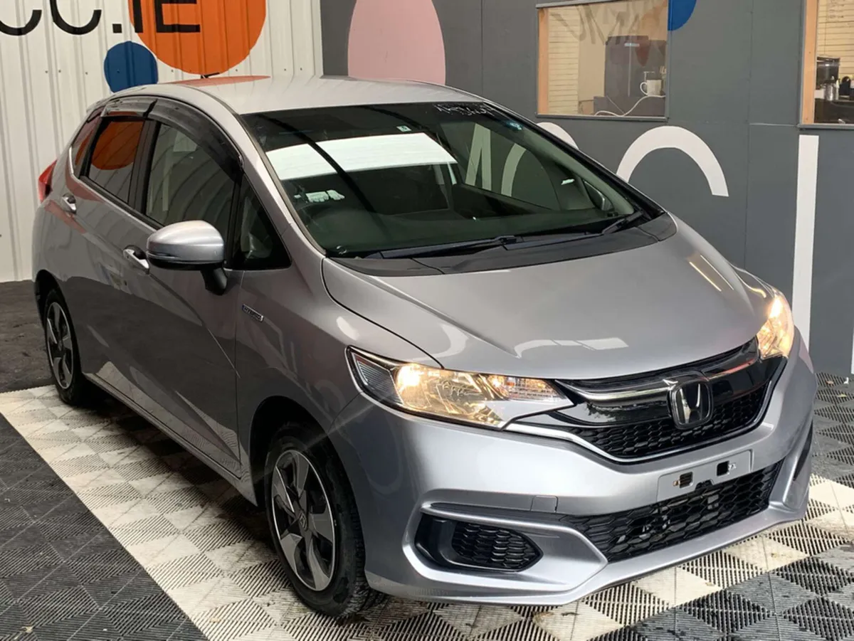 Honda Fit Honda Fit 1.5 Hybrid / Cruise Control / - Image 1