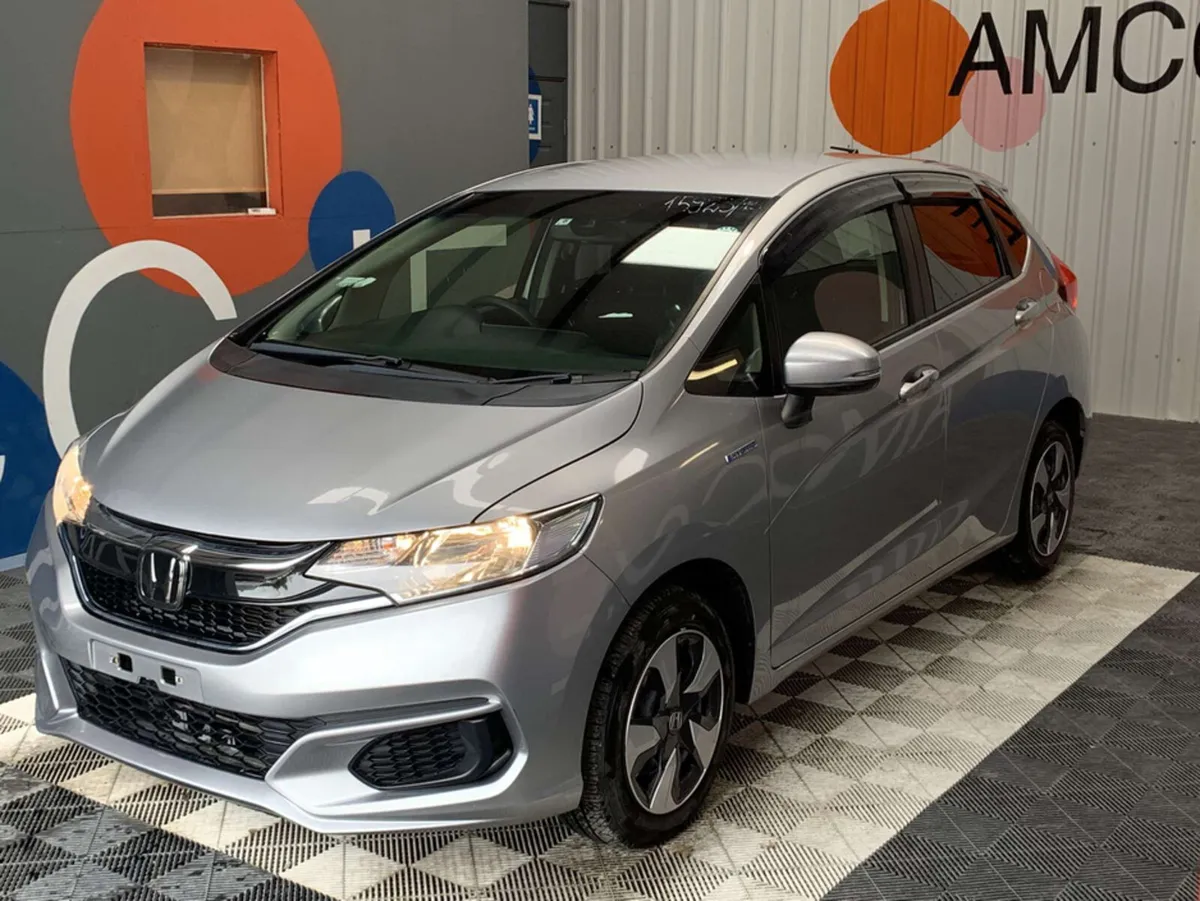 Honda Fit Honda Fit 1.5 Hybrid / Cruise Control / - Image 2