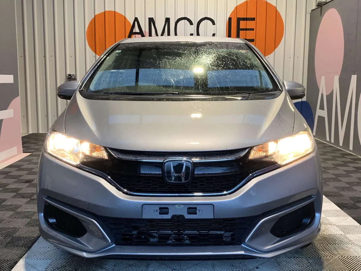 Honda Fit Honda Fit 1.5 Hybrid / Cruise Control / - Image 2