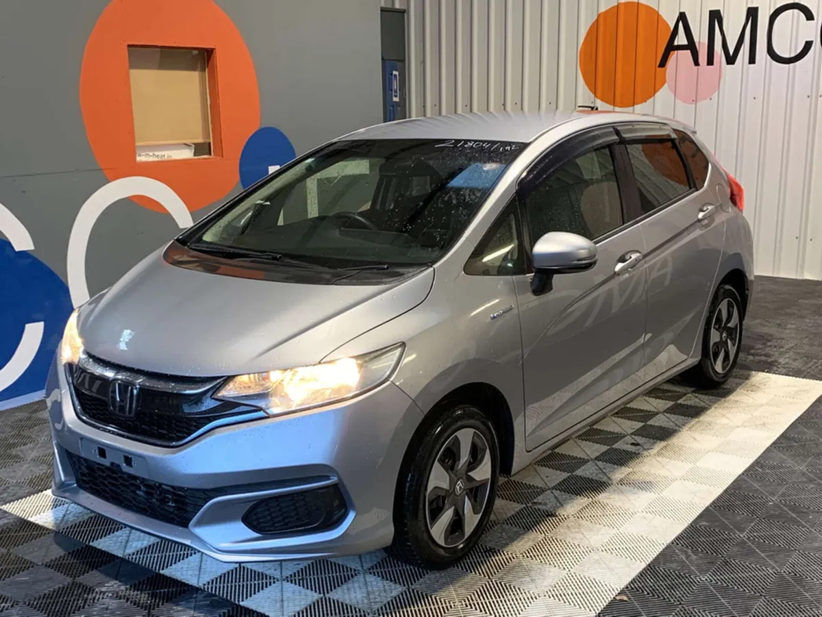 Honda Fit Honda Fit 1.5 Hybrid / Cruise Control / - Image 3