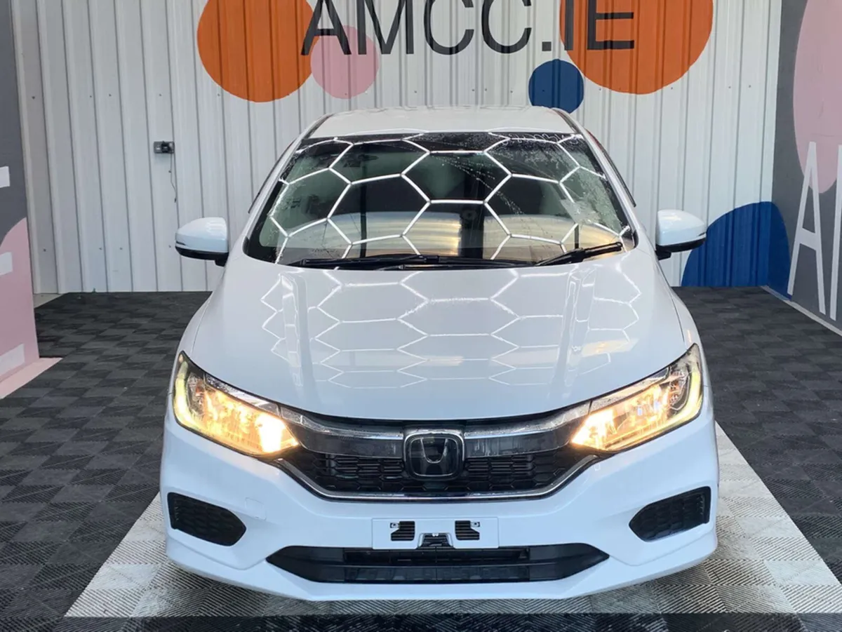 Honda Grace Honda Grace 1.5 Hybrid/33k KMS//Cruise - Image 2