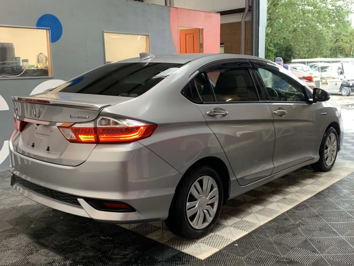 Honda Grace 1.5 Hybrid/61k KMS/Honda Sensing/Honda - Image 4