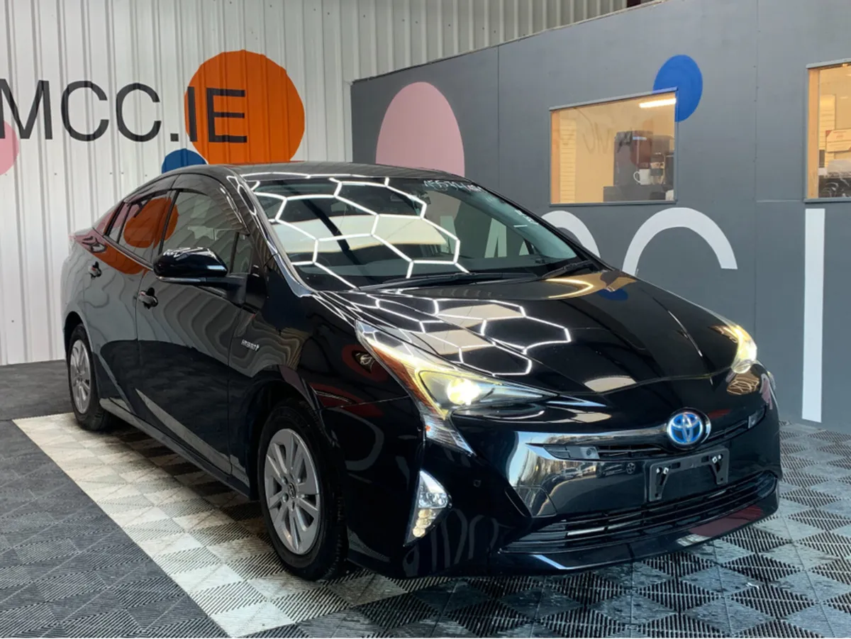 Toyota Prius AUTOMATIC 1.8 HYBRID / 88k KMs / Crui - Image 1