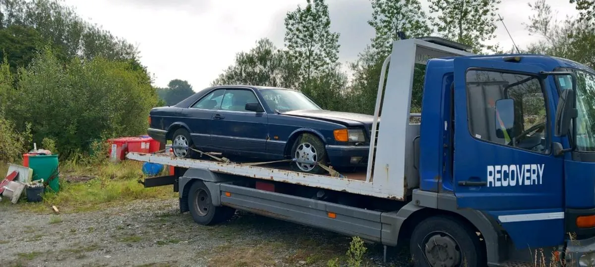 1989 Mercedes SEC 500 V8 ( RESTORATION PROJECT) - Image 1