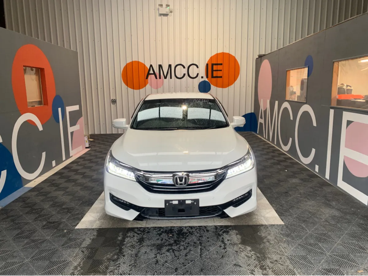 Honda Accord Apple Carplay / Reverse Camera / Crui - Image 3