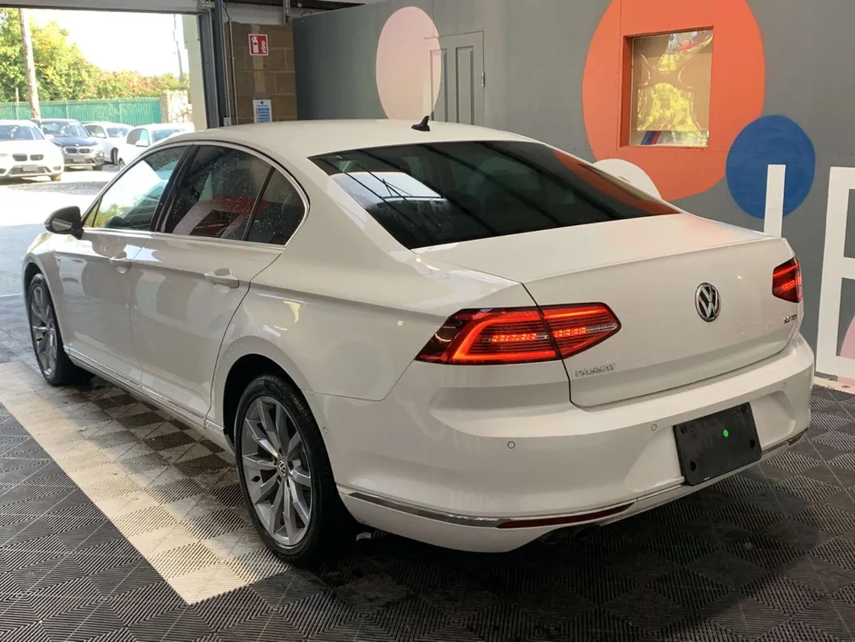 Volkswagen Passat Passat 2.0 TDI Highline / 48k KM - Image 3