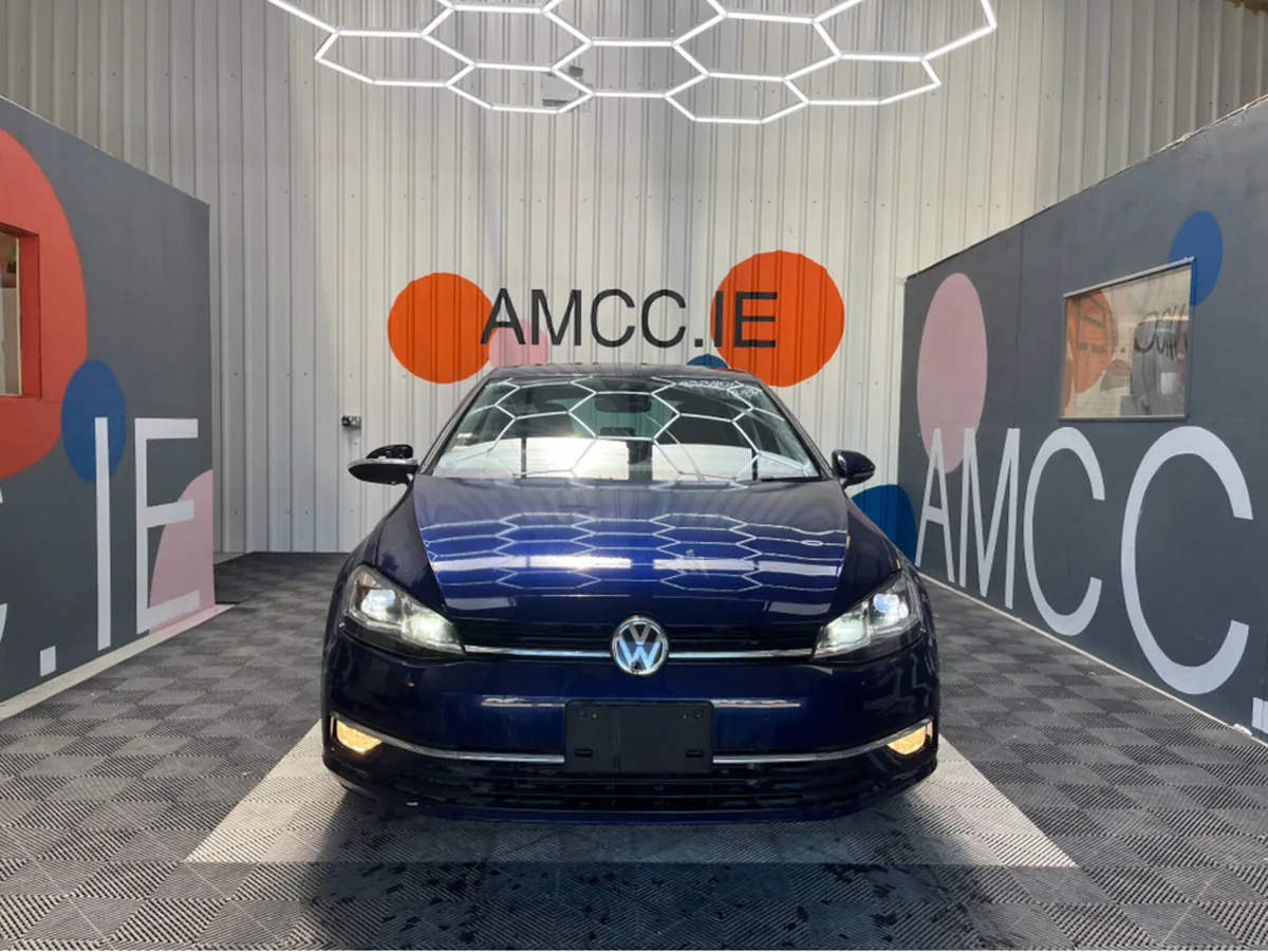 Volkswagen Golf 2.0 TDI COMFORT LINE / 47k KMs / R - Image 2