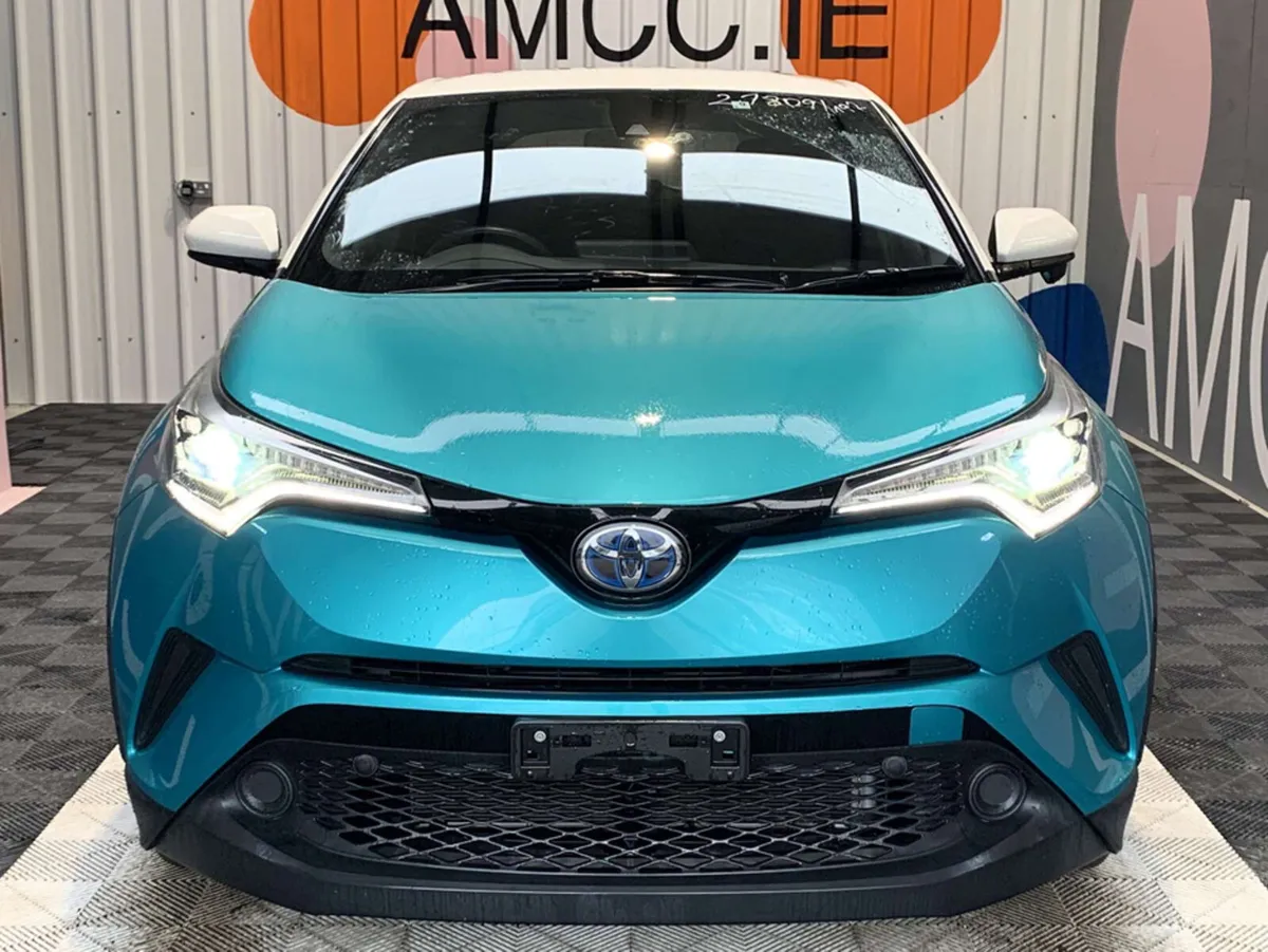 Toyota C-HR Toyota C-HR 1.8 Hybrid / 69k KMs / Rev - Image 2