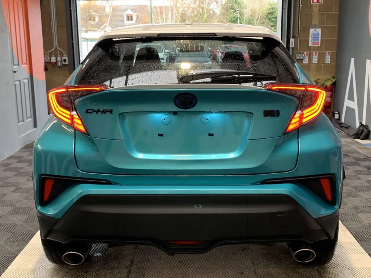 Toyota C-HR Toyota C-HR 1.8 Hybrid / 69k KMs / Rev - Image 4