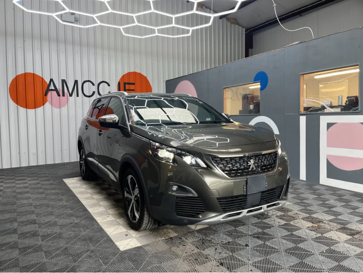 Peugeot 5008 2.0 DIESEL / GT BLUE HDI / 77k KMs / - Image 1