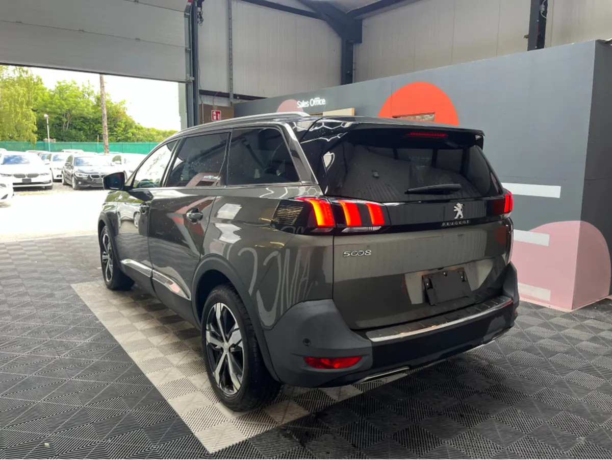 Peugeot 5008 2.0 DIESEL / GT BLUE HDI / 77k KMs / - Image 4