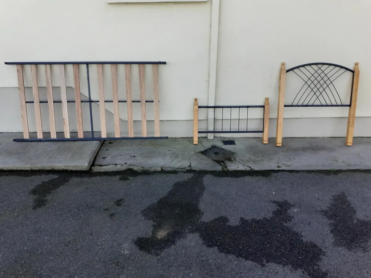 Singel Bed - Image 1