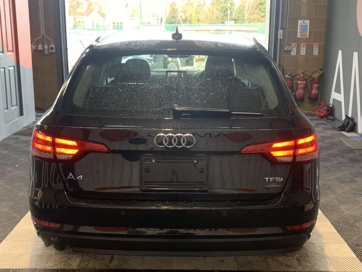 Audi A4 Audi A4 Avante 1.4 TFSI / Reverse Camera / - Image 4