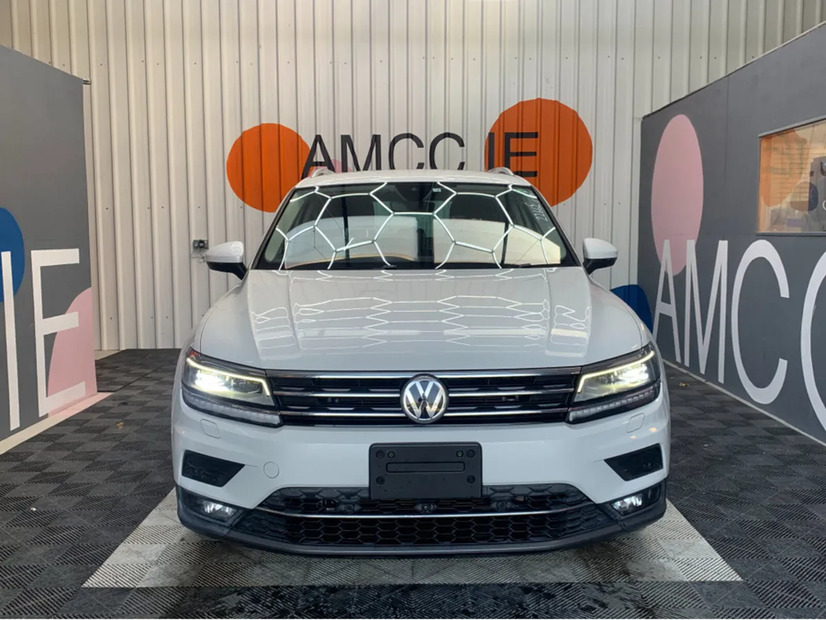 Volkswagen Tiguan TSI HIGH LINE / 91k KMs / Automa - Image 2