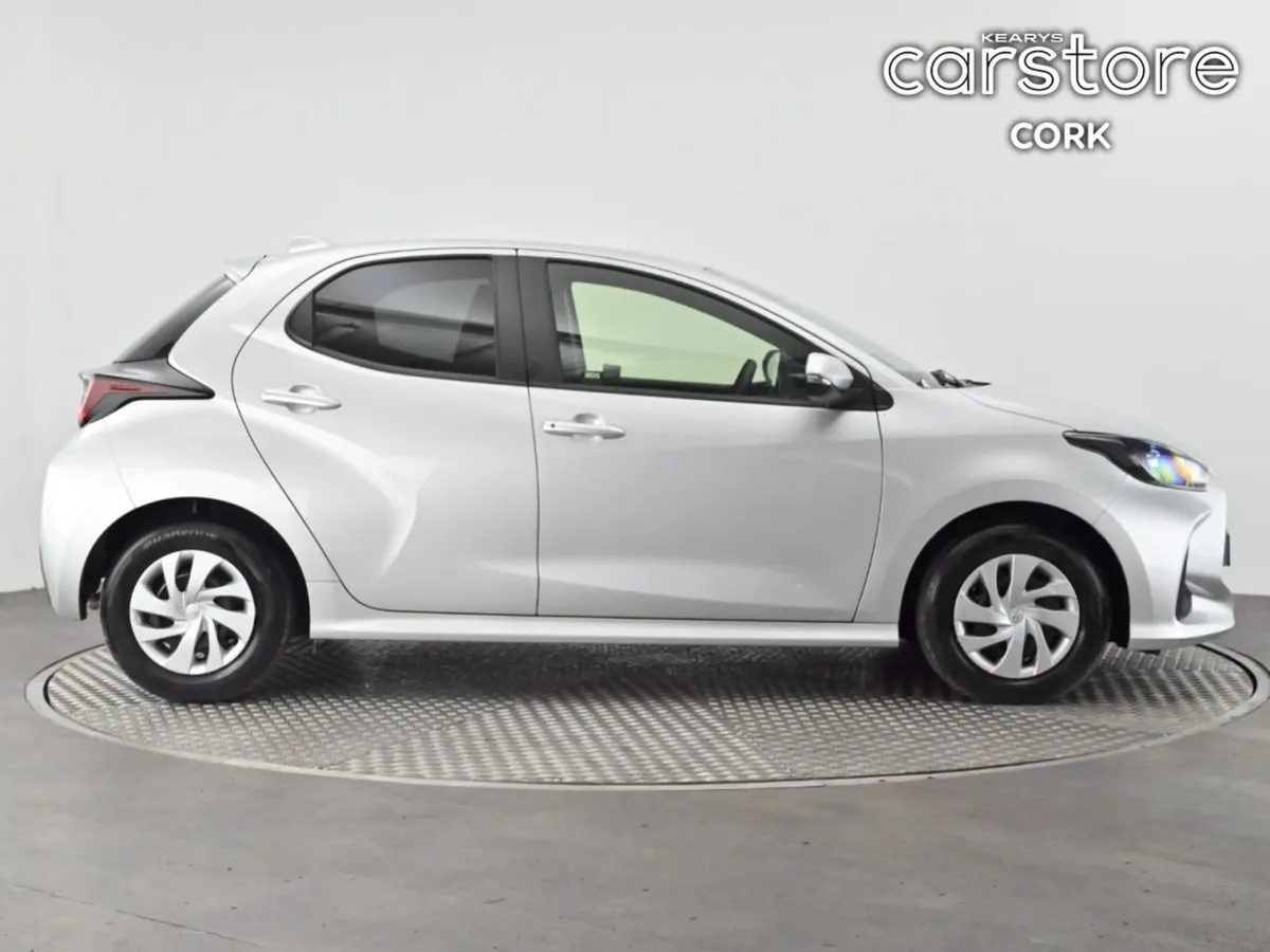Toyota Yaris 1.0 Auto - Image 2