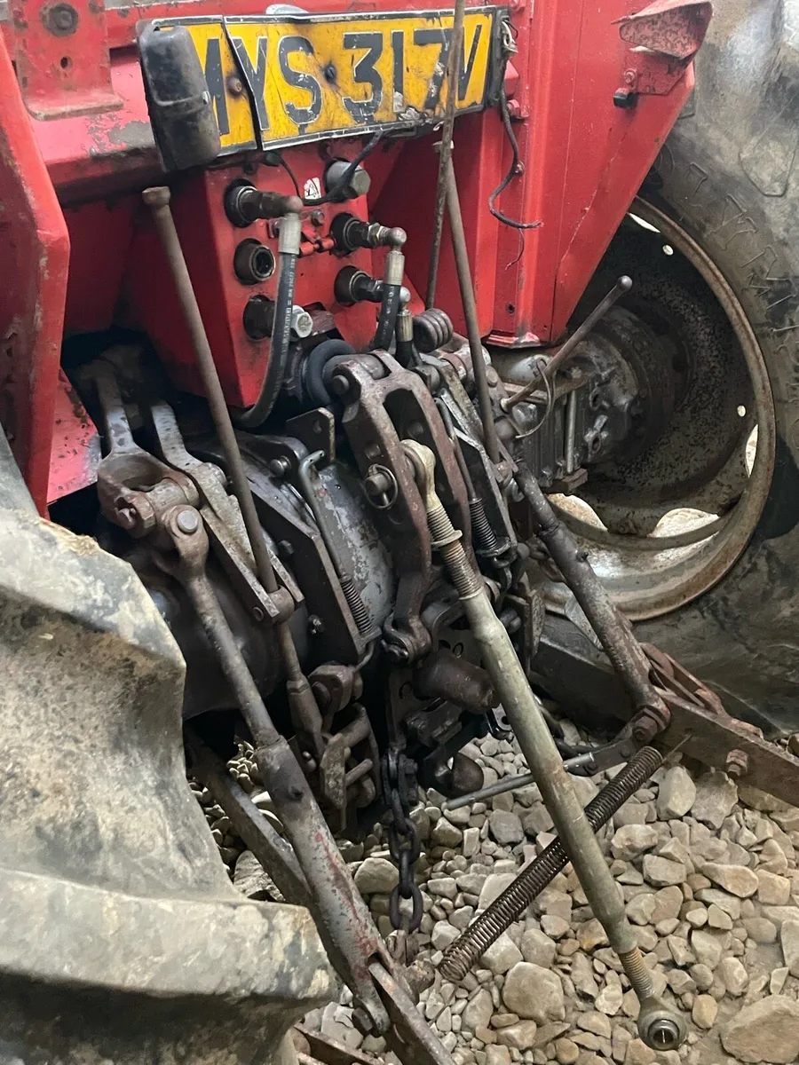 Massey Ferguson 565 - Image 3