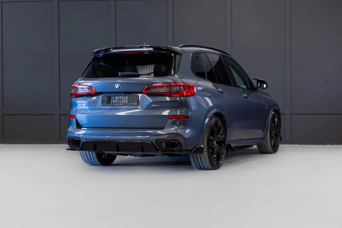 202 BMW X5 X-Drive 30d M-Sport 7 Seater - Image 3