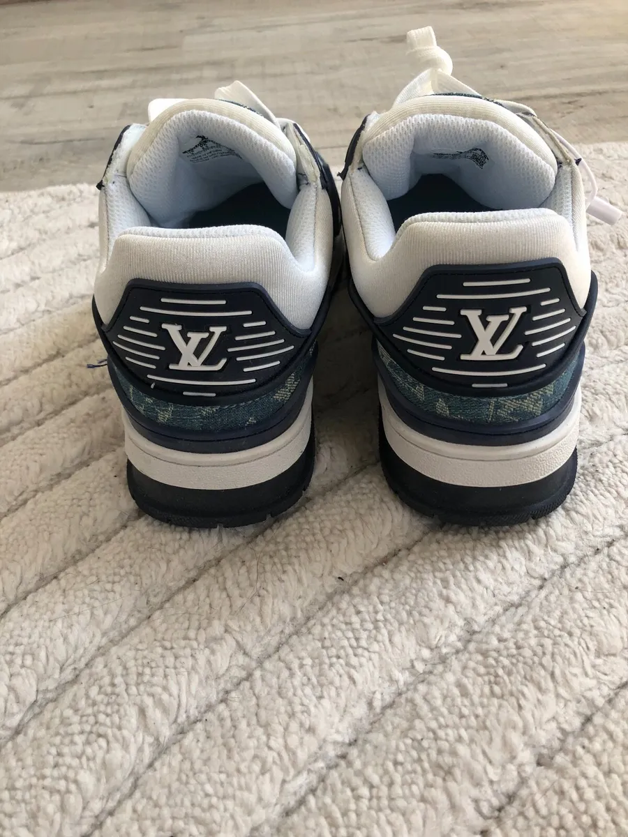 Trainers - Image 3