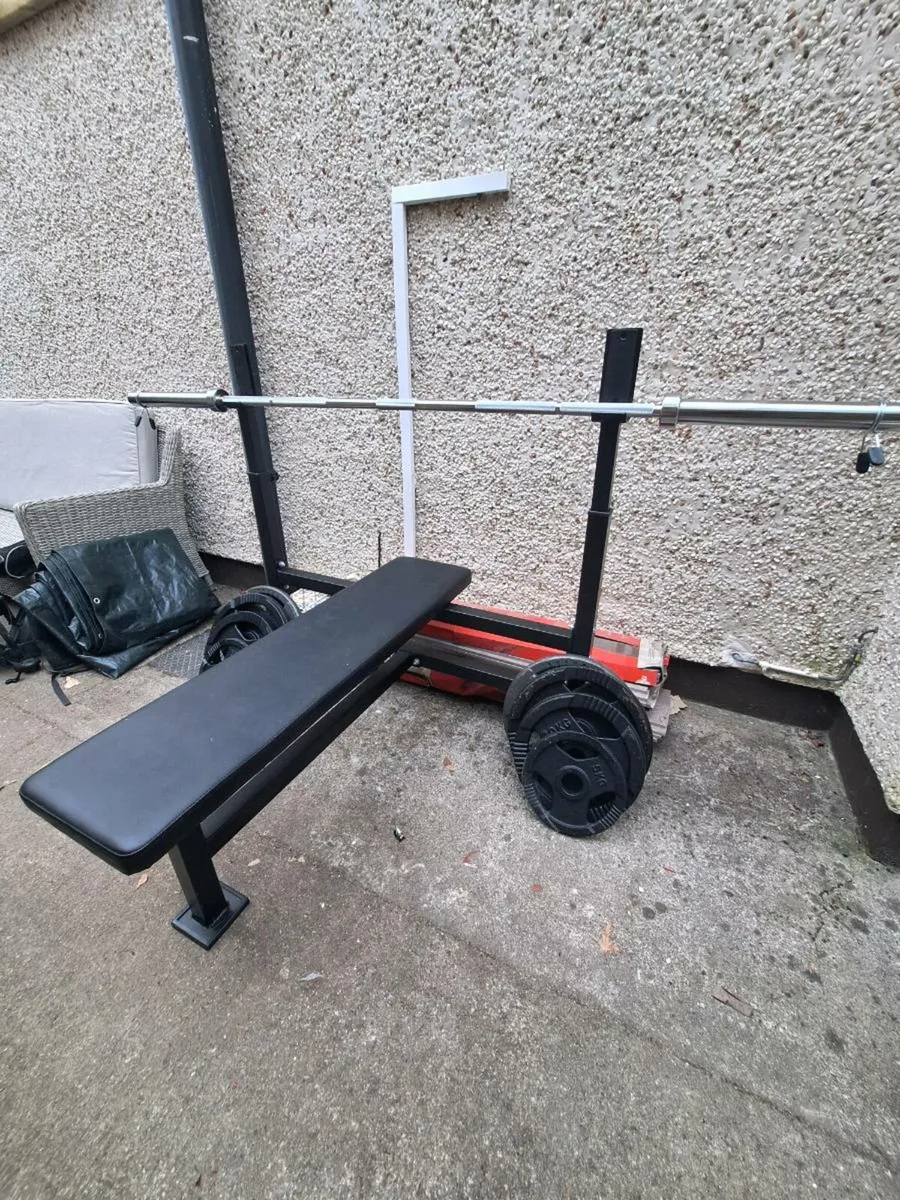 Home Gym. Bench, Weights