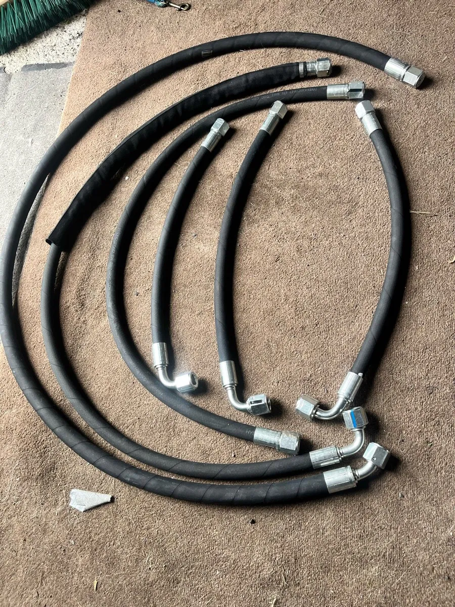 Hydraulic hoses - Image 2