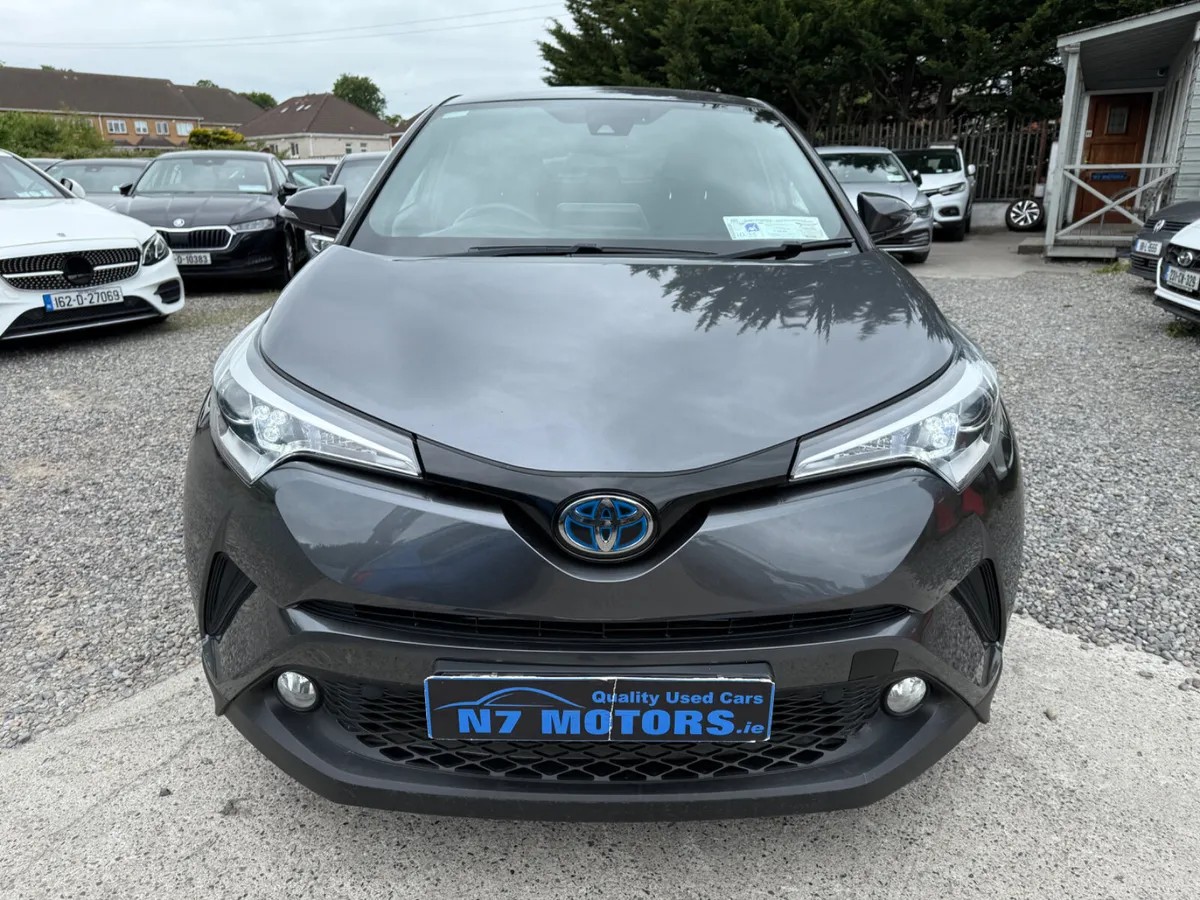 2019 Toyota C-HR  1.8 HYBRID SPORT AUTO - Image 3