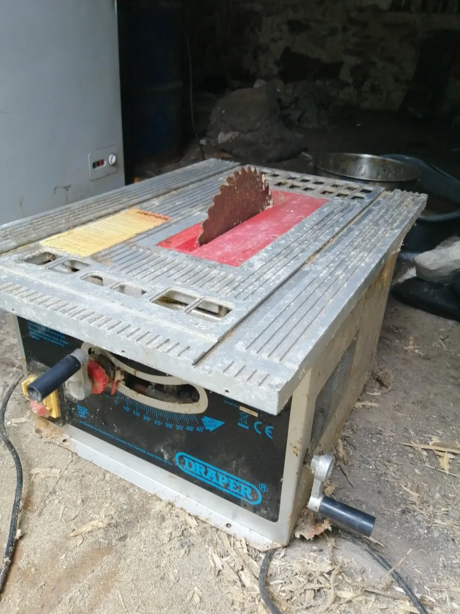 table saw - Image 1