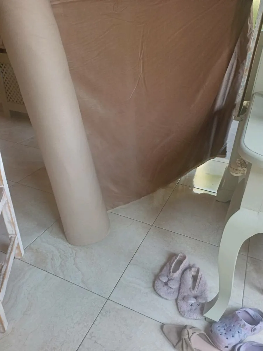 Roll of material - Image 1